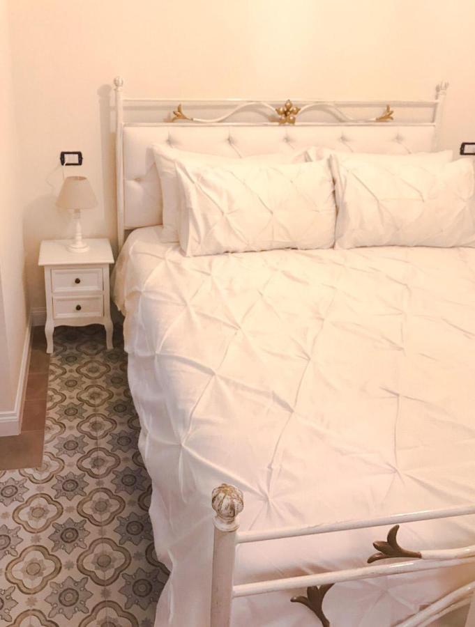 דירות בארי Casa Di Flo מראה חיצוני תמונה
