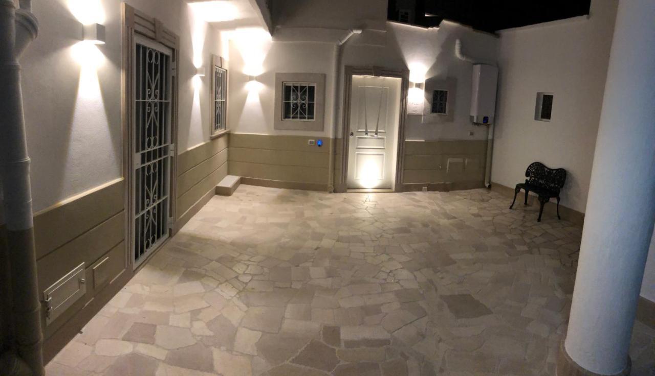 דירות בארי Casa Di Flo מראה חיצוני תמונה